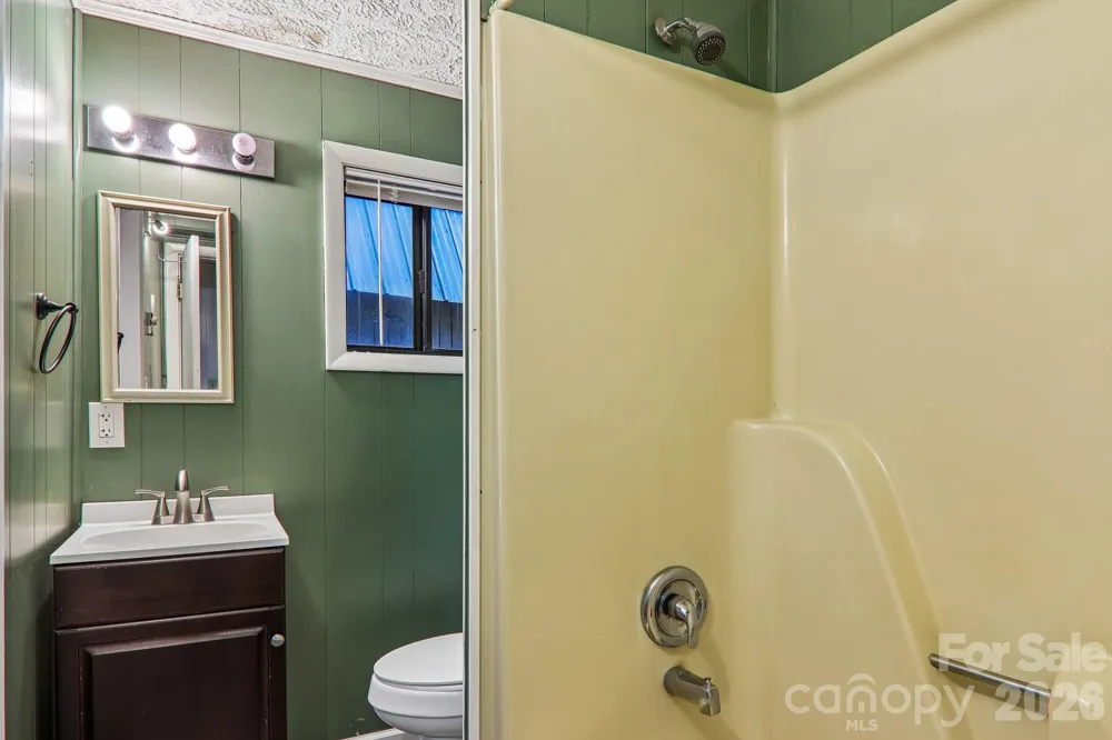 330 Riddle Cove Road Maggie Valley, NC 28751