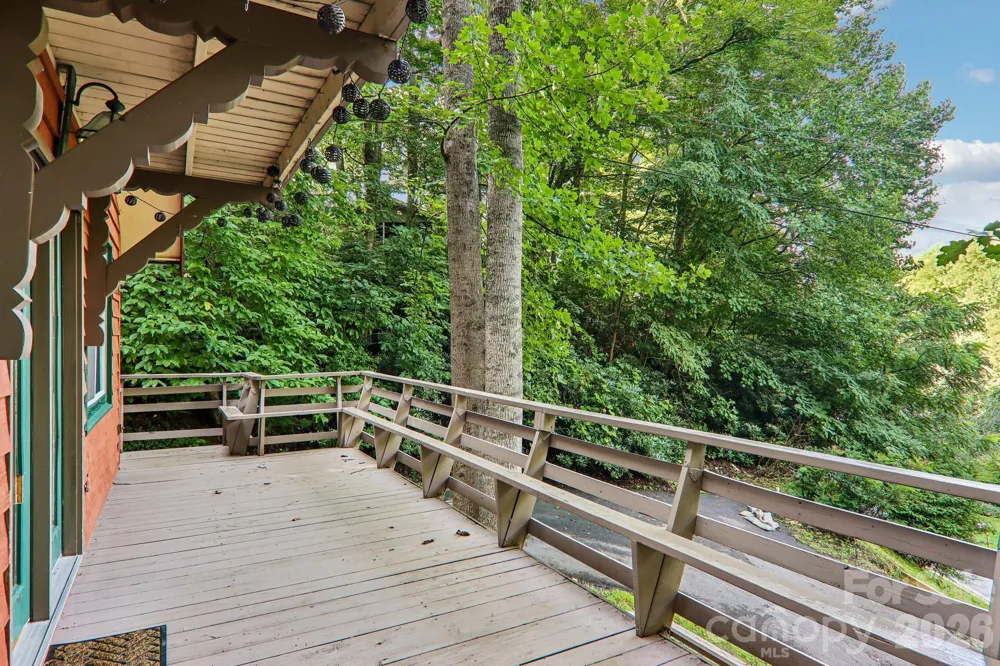 330 Riddle Cove Road Maggie Valley, NC 28751