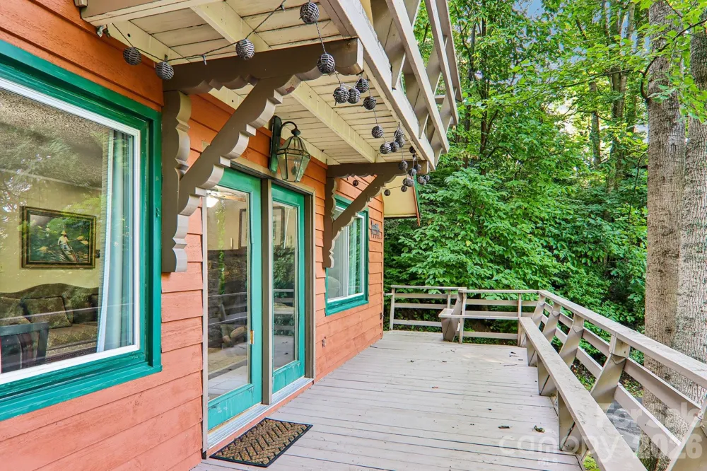 330 Riddle Cove Road Maggie Valley, NC 28751