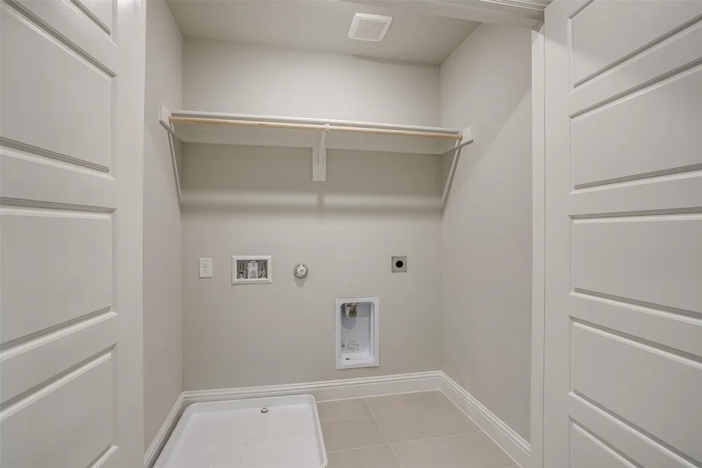 6916 Houndstooth Place Arlington, TX 76001