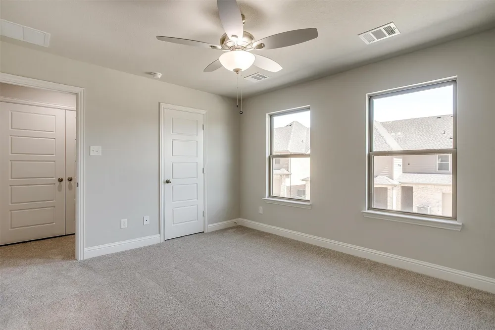 6916 Houndstooth Place Arlington, TX 76001