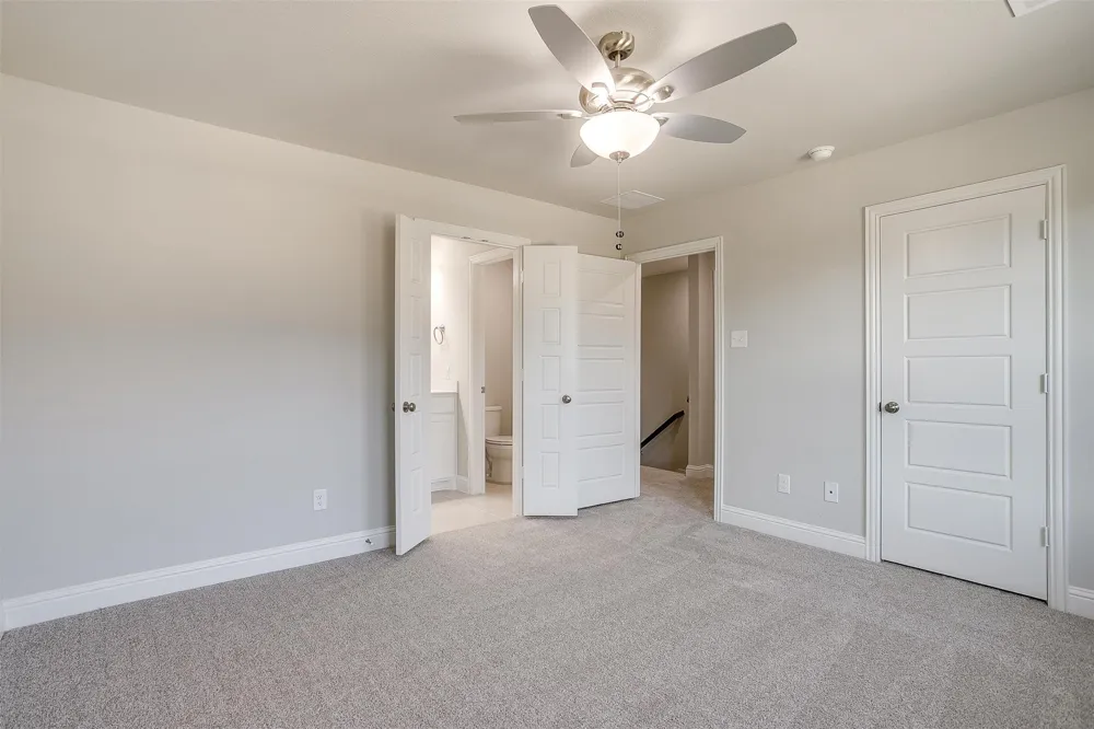 6916 Houndstooth Place Arlington, TX 76001