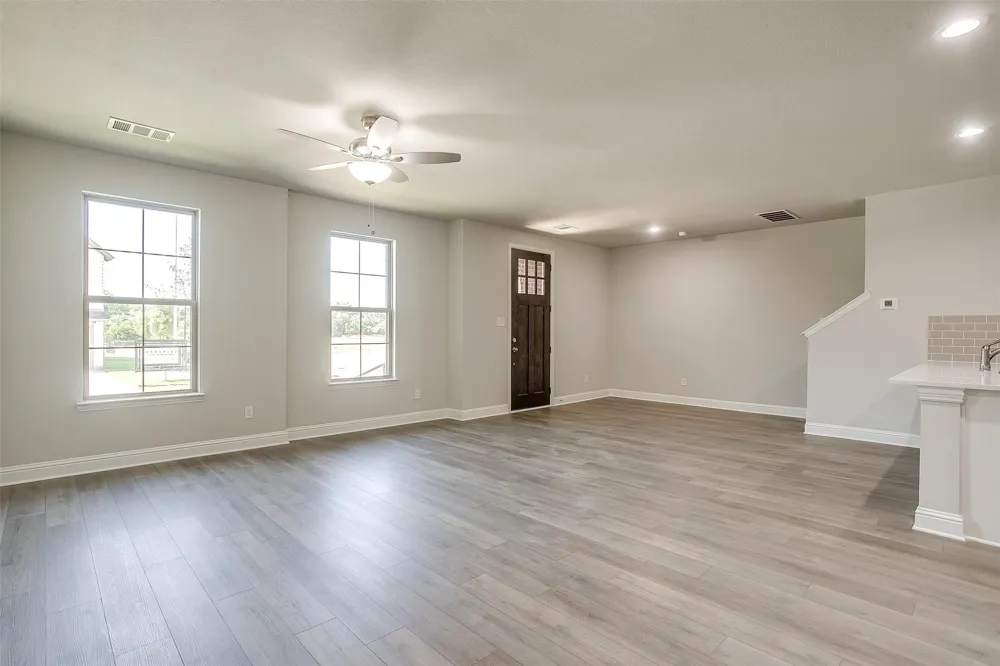 6916 Houndstooth Place Arlington, TX 76001