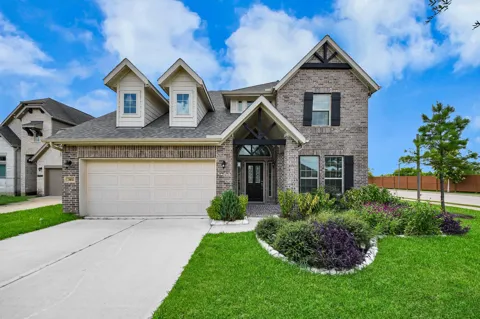3102 Trishelle Court