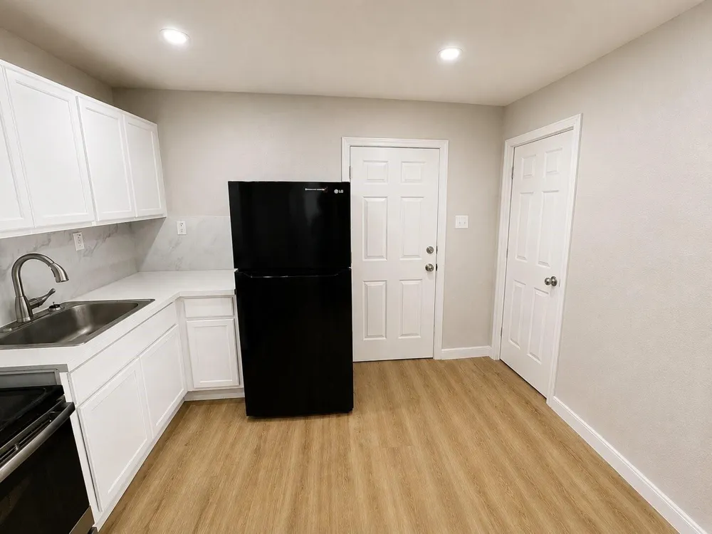 15519 Highway 6 Santa Fe, TX 77517