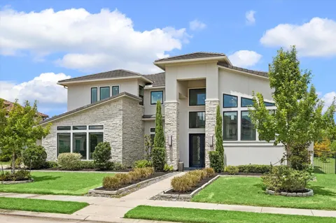 19214 Round Prairie Lane