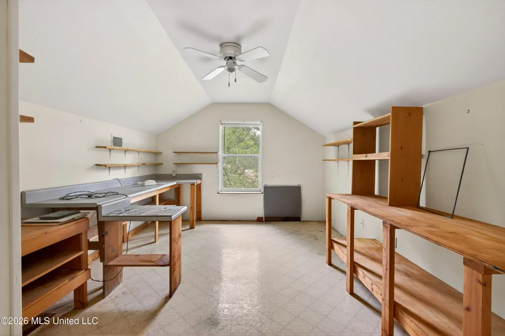 19119 E Highland Drive Saucier, MS 39574