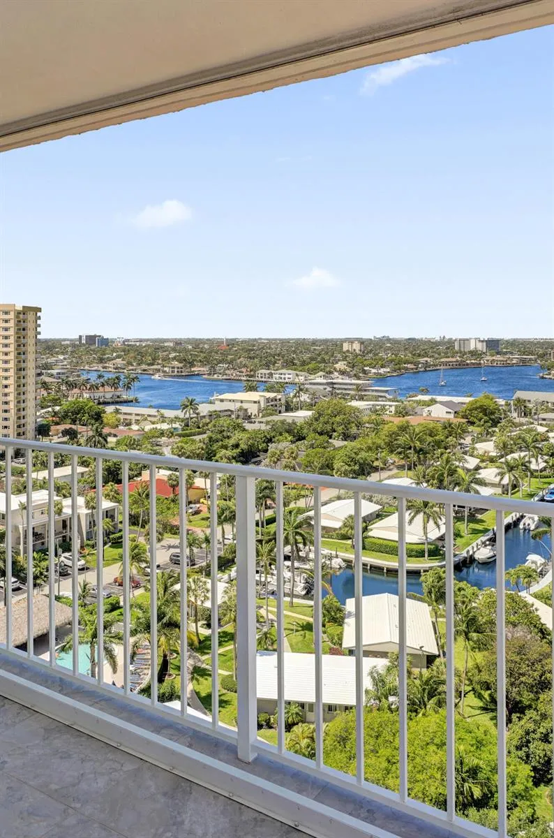 1010 S OCEAN BOULEVARD #1609 Pompano Beach, FL 33062