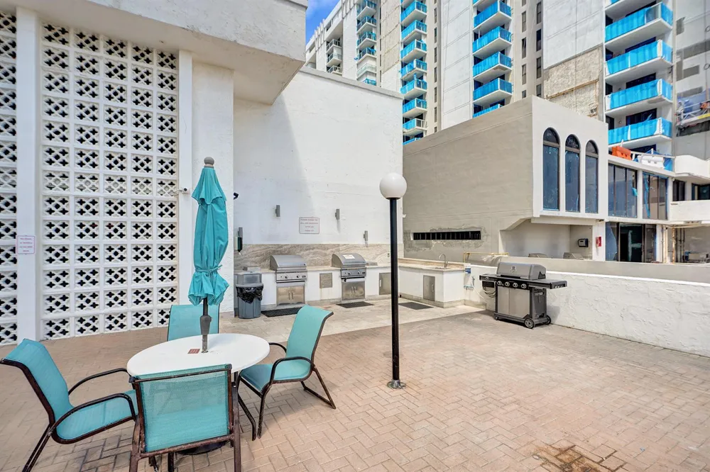 1010 S OCEAN BOULEVARD #1609 Pompano Beach, FL 33062