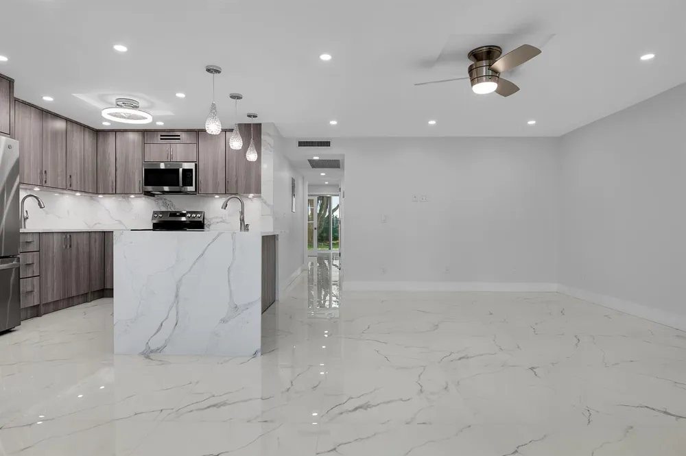 108 E Richmond A Deerfield Beach, FL 33442