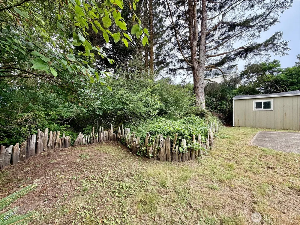 224 S Oar Loop SW Ocean Shores, WA 98569