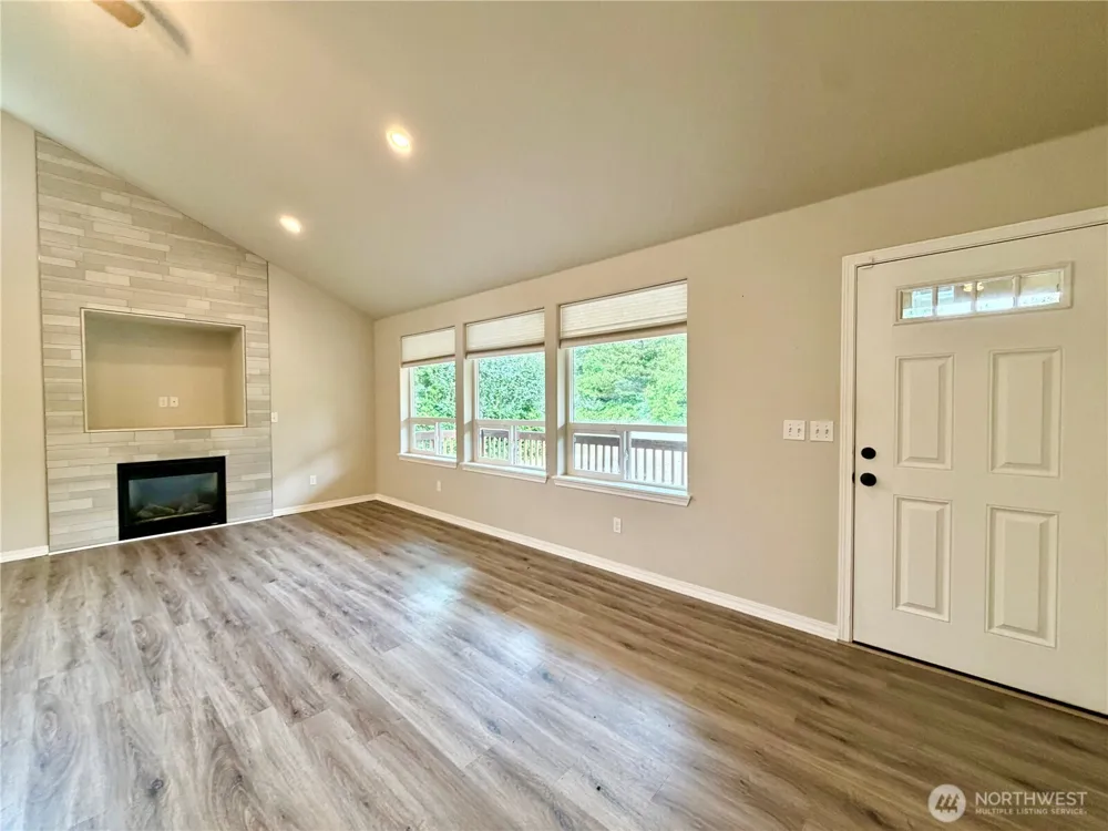 224 S Oar Loop SW Ocean Shores, WA 98569