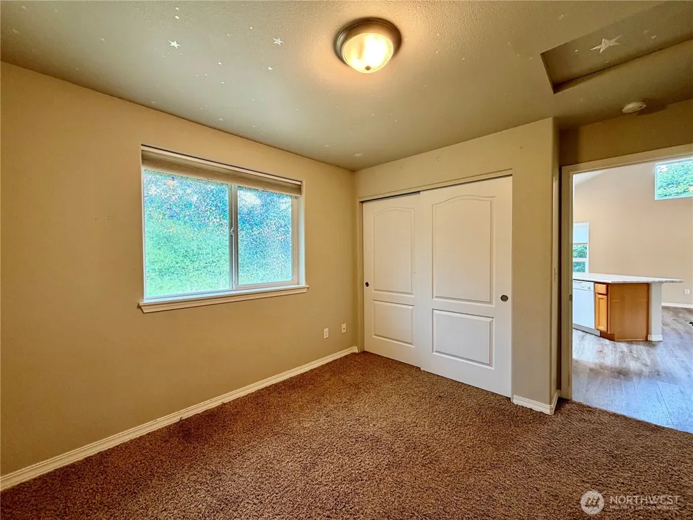 224 S Oar Loop SW Ocean Shores, WA 98569