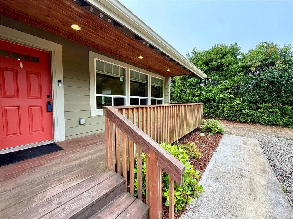 224 S Oar Loop SW Ocean Shores, WA 98569