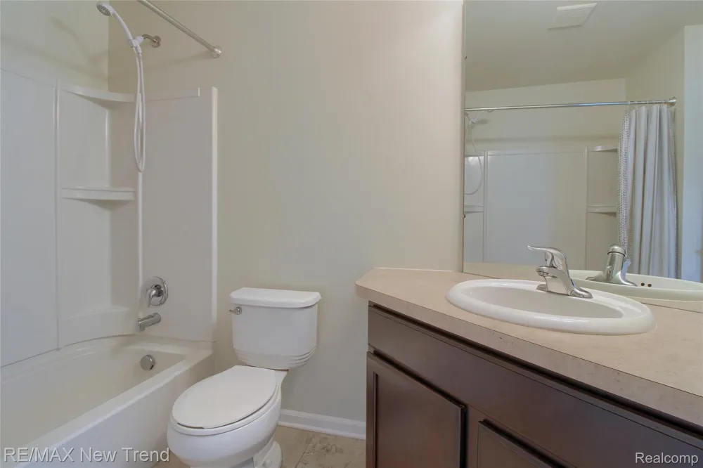 27976 Hopkins Drive Novi City, MI 48377