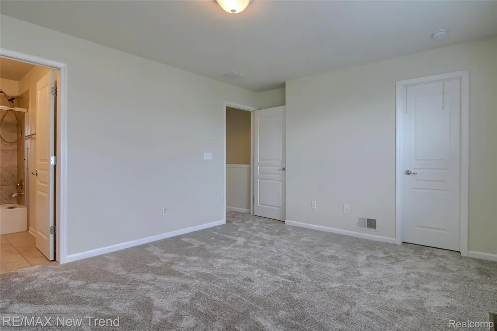 27976 Hopkins Drive Novi City, MI 48377