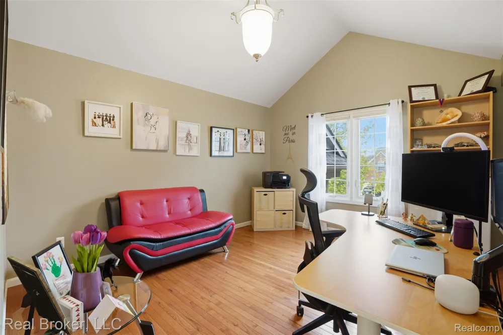 29126 Eastman Trail Novi City, MI 48377