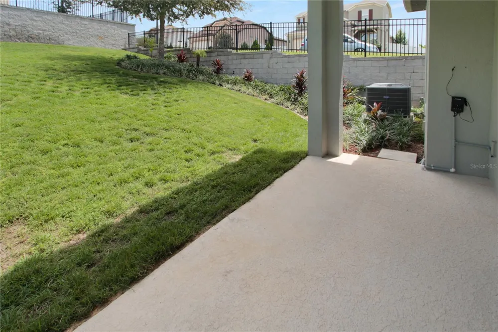 987 WAX MYRTLE AVENUE Minneola, FL 34715