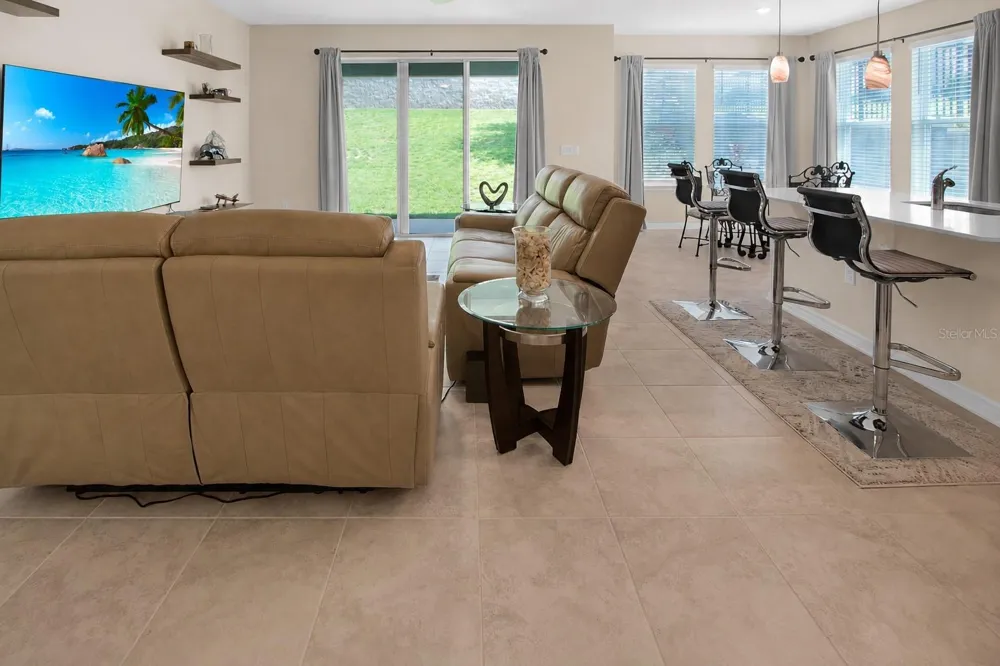 987 WAX MYRTLE AVENUE Minneola, FL 34715