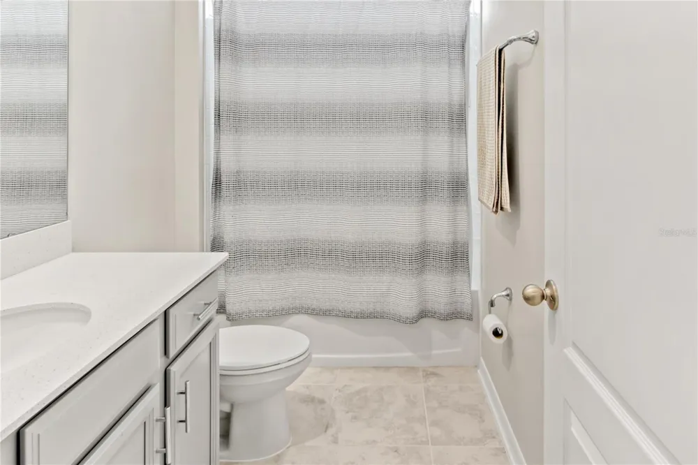 987 WAX MYRTLE AVENUE Minneola, FL 34715