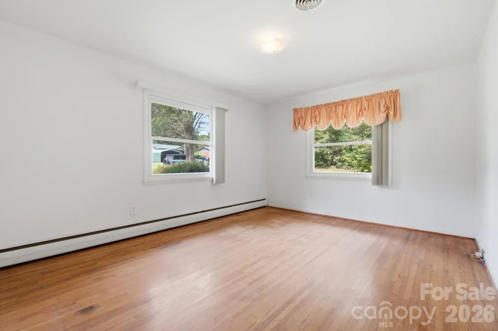 406 Town Street Landis, NC 28088