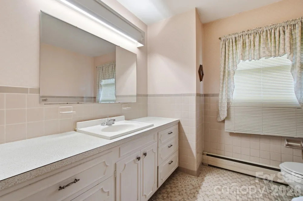 406 Town Street Landis, NC 28088