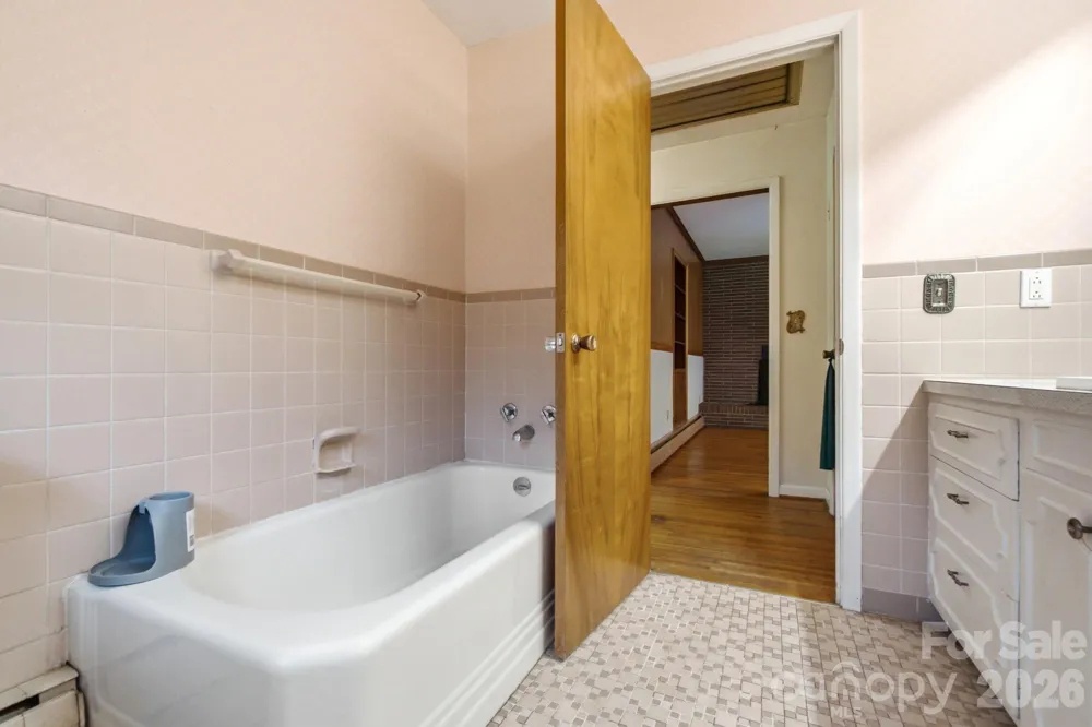 406 Town Street Landis, NC 28088