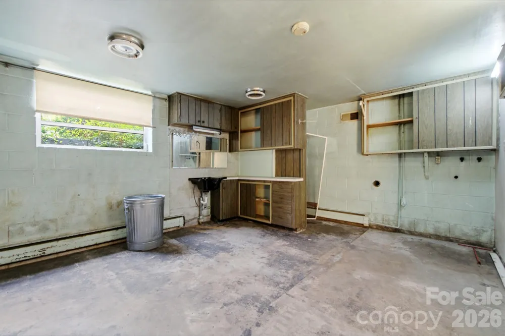 406 Town Street Landis, NC 28088