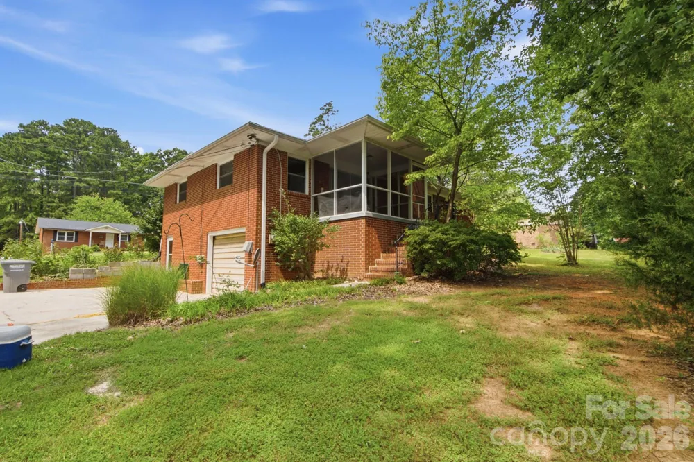 406 Town Street Landis, NC 28088