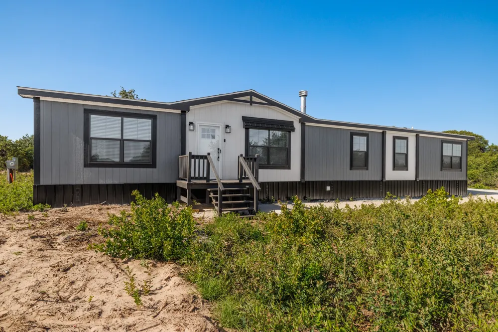 2240 Live Oak Trail Clyde, TX 79510