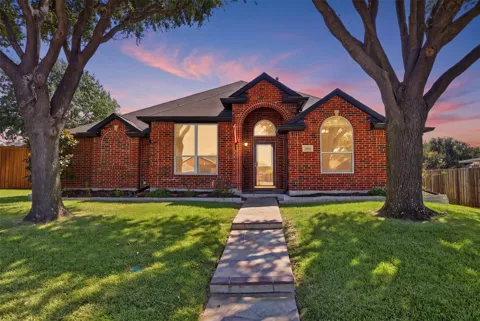 3410 Lake Highlands Drive