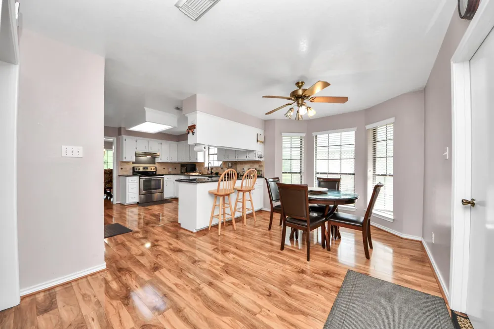 12746 Roy Road Pearland, TX 77581