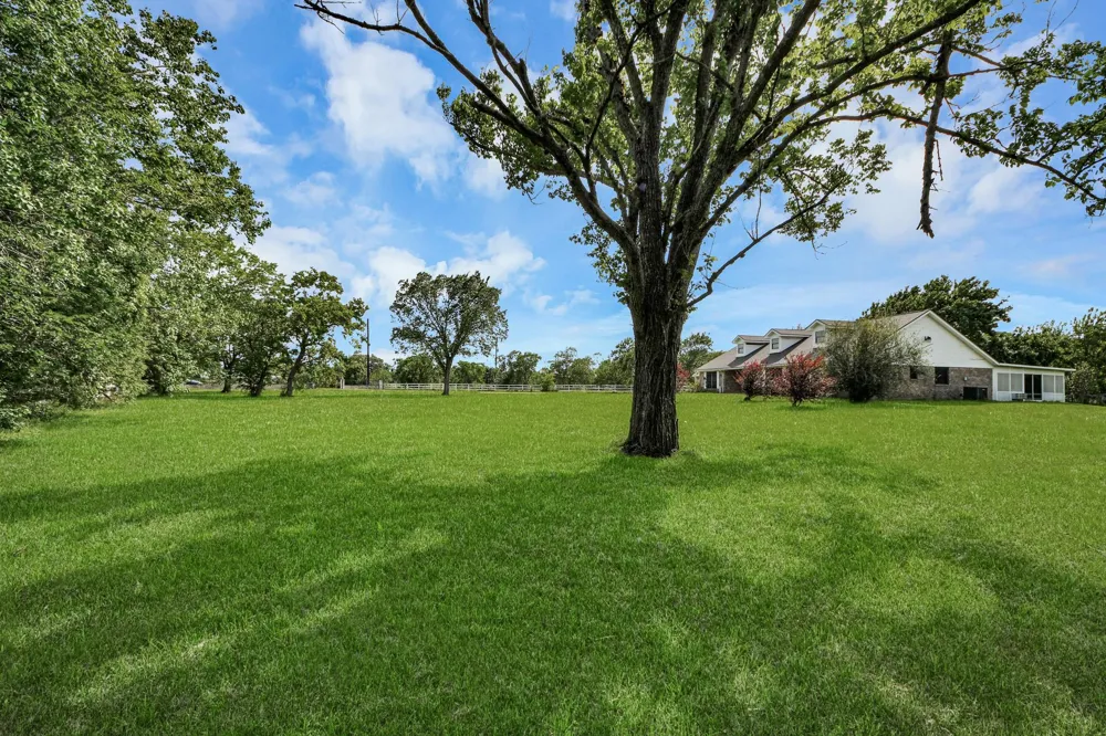 12746 Roy Road Pearland, TX 77581