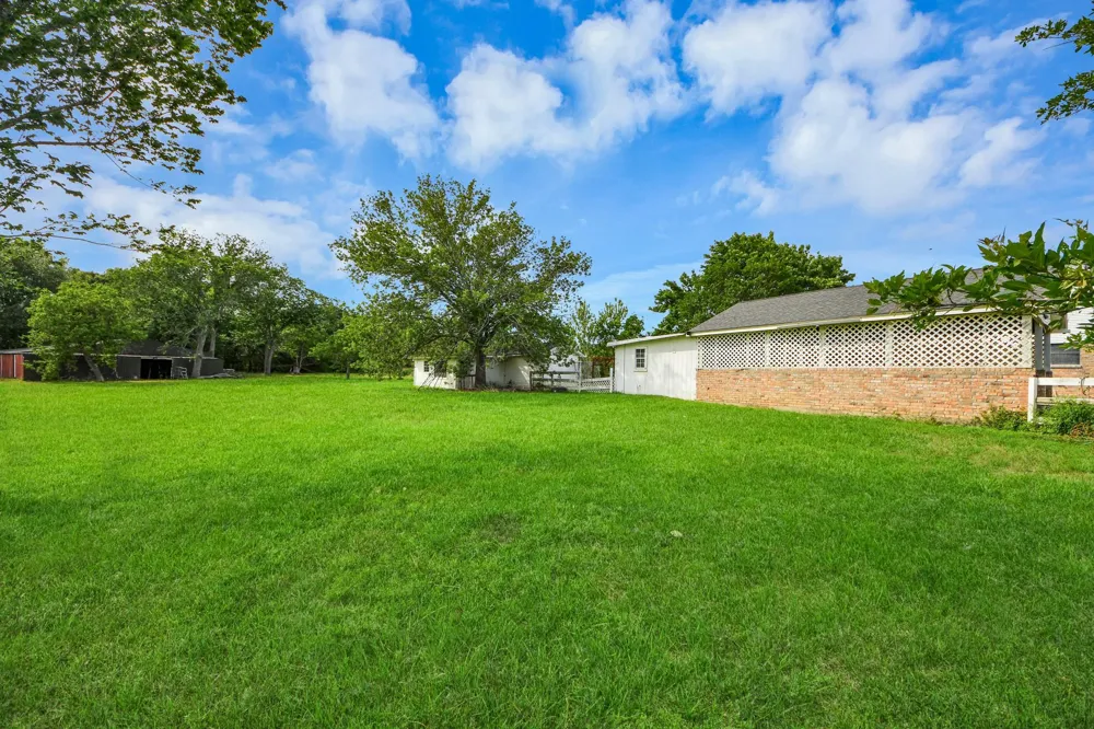 12746 Roy Road Pearland, TX 77581