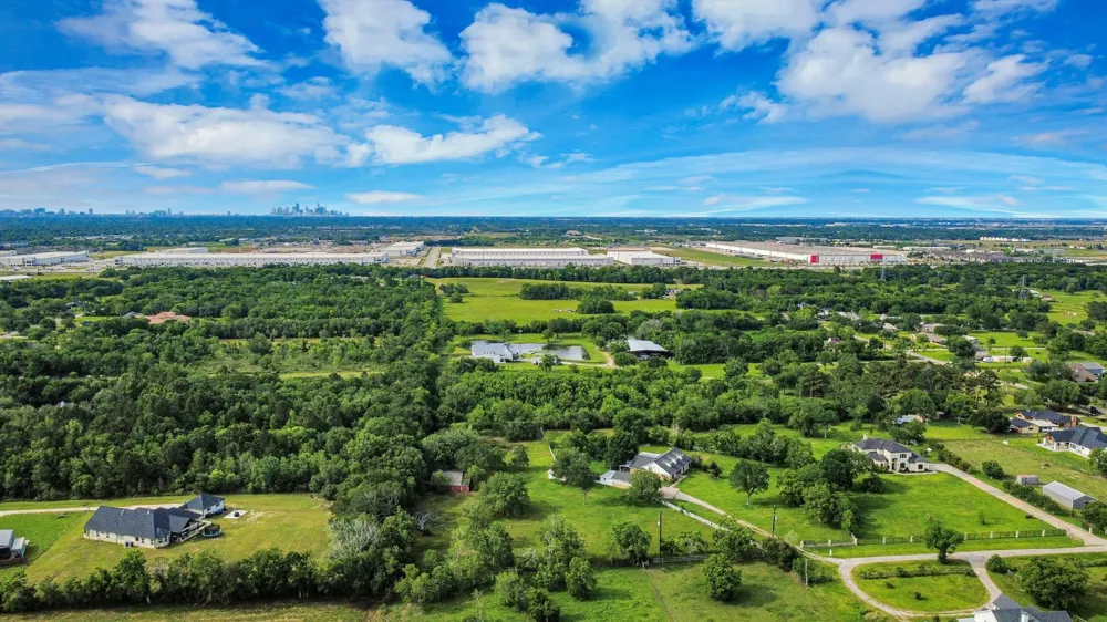 12746 Roy Road Pearland, TX 77581