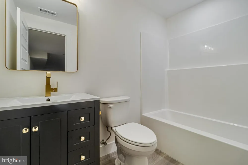 9982 SODUS COURT Faulkner, MD 20632
