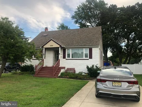 308 W MONROE AVENUE