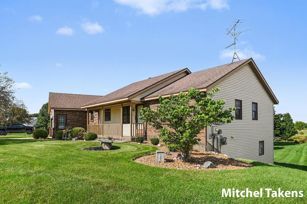 3011 Clearview Drive Hudsonville, MI 49426