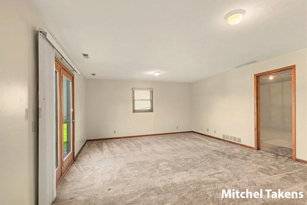 3011 Clearview Drive Hudsonville, MI 49426