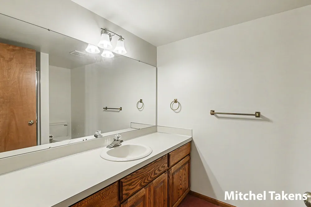 3011 Clearview Drive Hudsonville, MI 49426