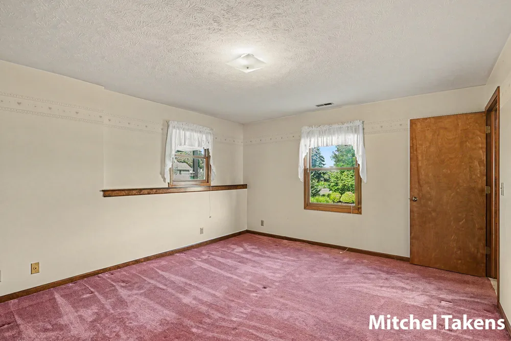 3011 Clearview Drive Hudsonville, MI 49426