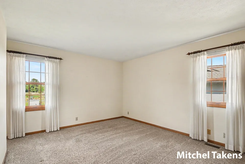 3011 Clearview Drive Hudsonville, MI 49426