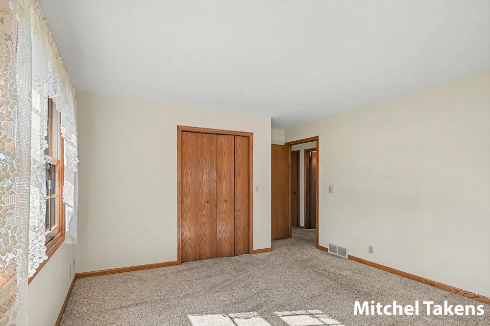 3011 Clearview Drive Hudsonville, MI 49426
