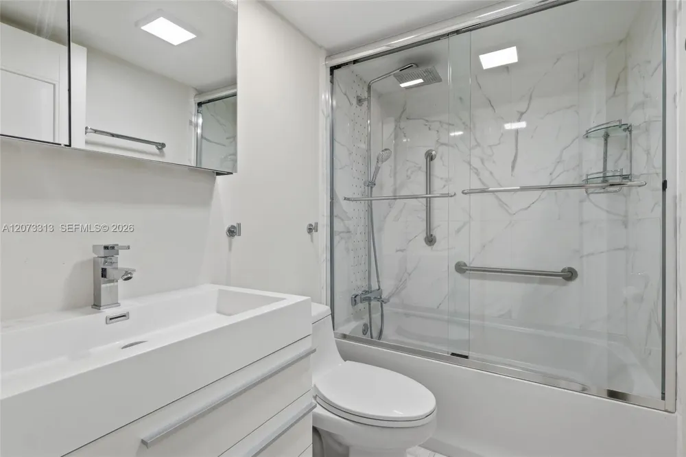 250 174th St #2004 Sunny Isles Beach, FL 33160