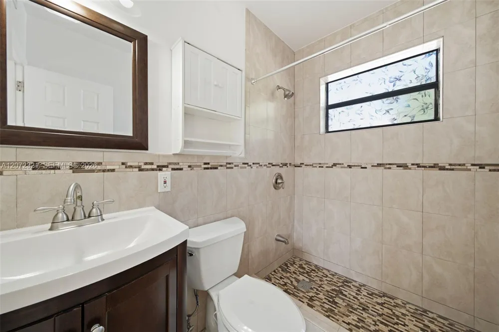9300 NW 32nd Ct #9300 Miami, FL 33147