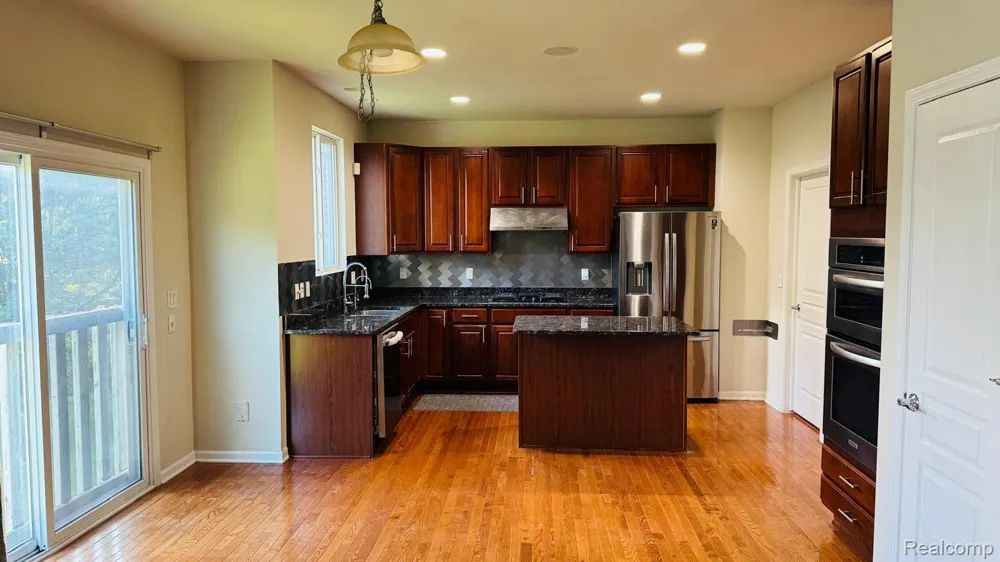 44867 Stockton Drive Novi City, MI 48377
