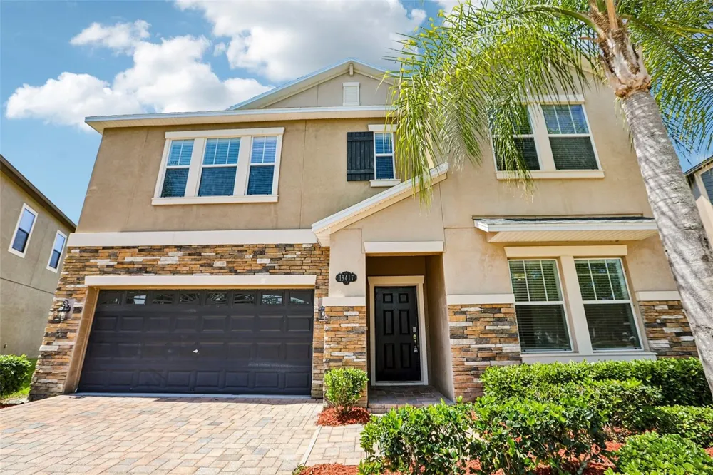 19417 PADDOCK VIEW DRIVE Tampa, FL 33647