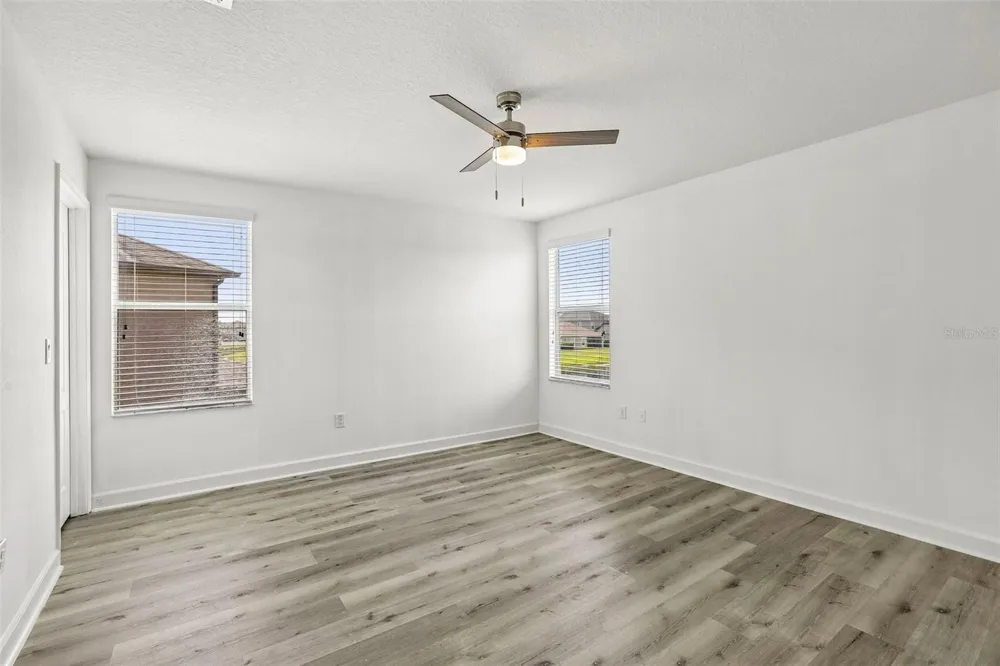 19417 PADDOCK VIEW DRIVE Tampa, FL 33647