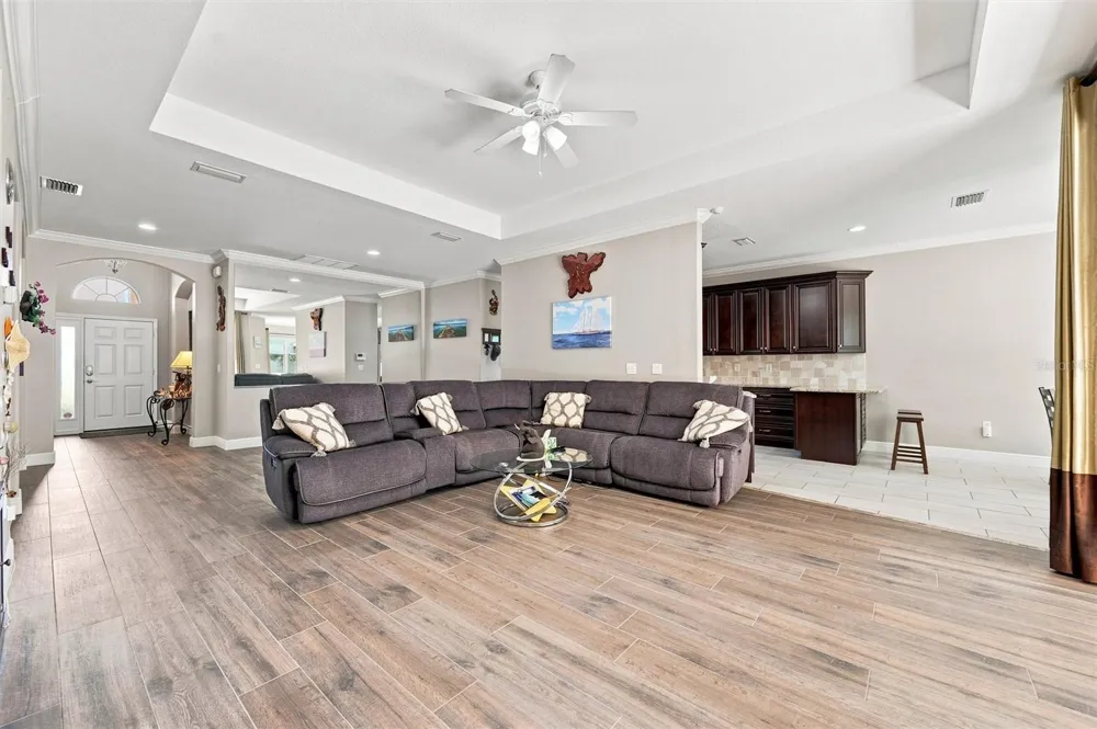 7707 33RD STREET E Sarasota, FL 34243