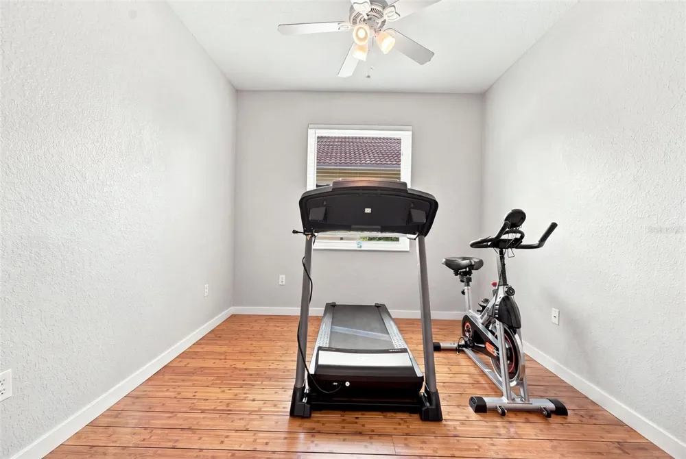 7707 33RD STREET E Sarasota, FL 34243